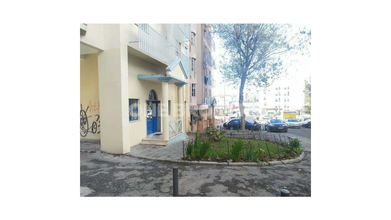 Negócio para Venda em Algueirão-Mem Martins Foto 1