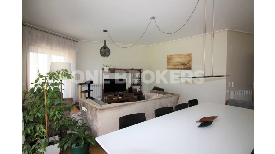 Apartamento T3 para Venda em São Domingos de Benfica Foto 2