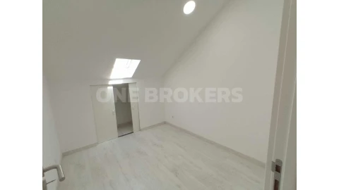 Moradia T9 para Venda em Ajuda