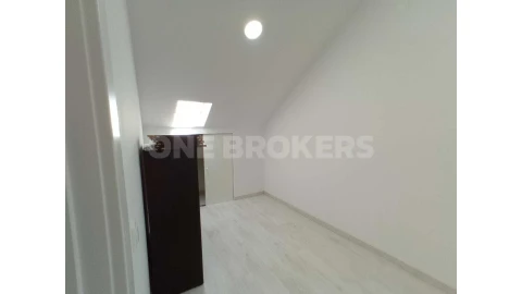Moradia T9 para Venda em Ajuda