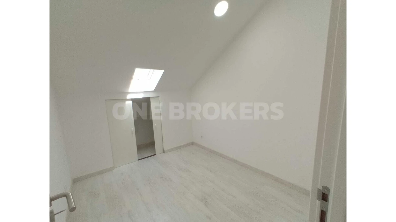 Moradia T9 para Venda em Ajuda Foto 20