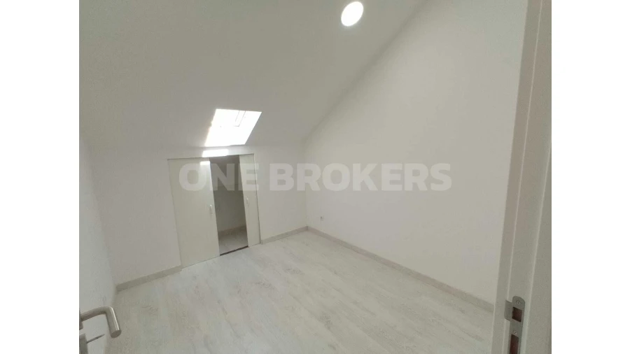 Moradia T9 para Venda em Ajuda Foto 20