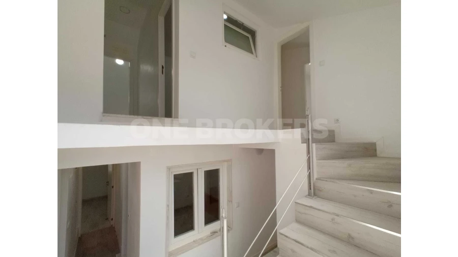 Moradia T9 para Venda em Ajuda Foto 12