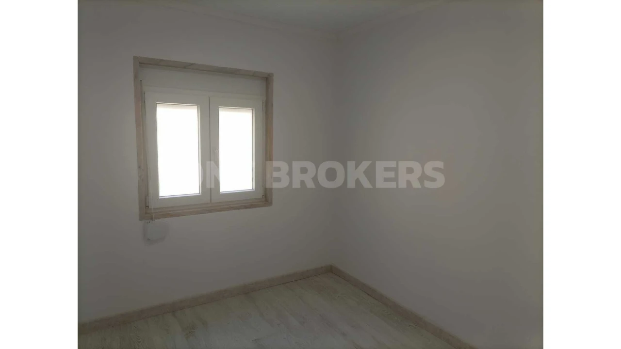 Moradia T9 para Venda em Ajuda Foto 9