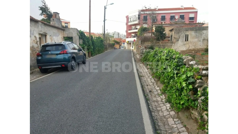 Moradia T3 para Venda em Algueirão-Mem Martins Foto 2