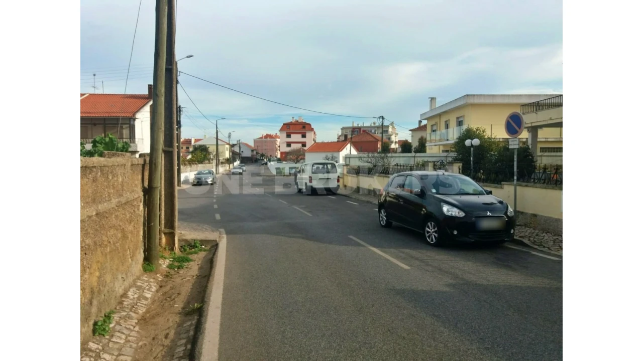 Moradia T3 para Venda em Algueirão-Mem Martins Foto 1