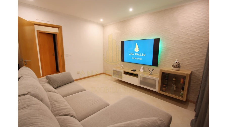 Apartamento T2 para Venda em Encosta do Sol Foto 11