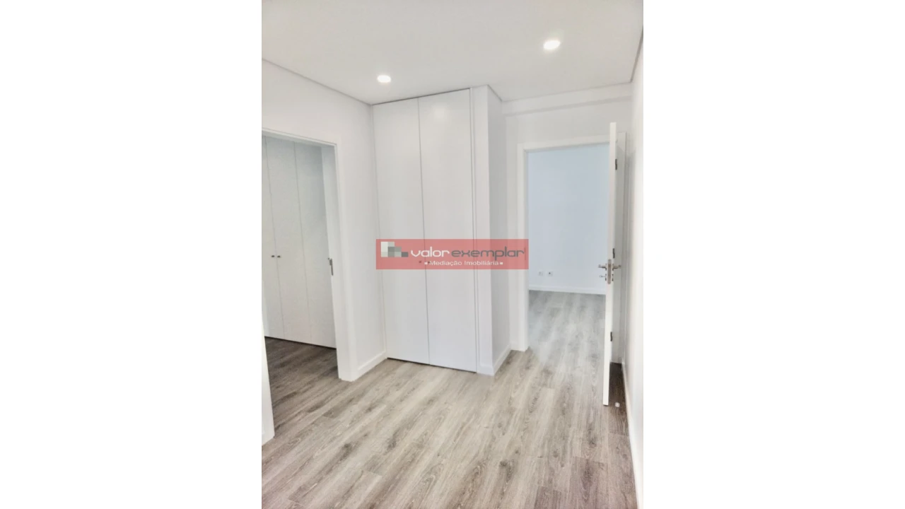 Apartamento T4 para Venda em Montijo e Afonsoeiro Foto 12