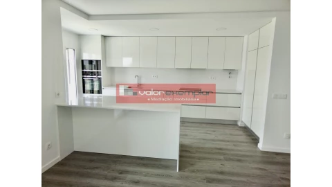 Apartamento T3 para Venda em Montijo e Afonsoeiro