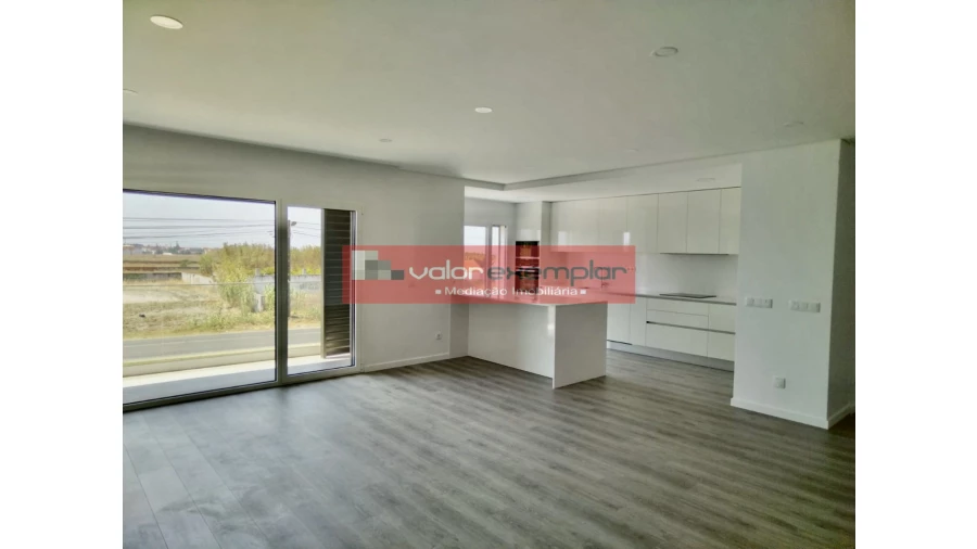 Apartamento T3 para Venda em Montijo e Afonsoeiro Foto 2