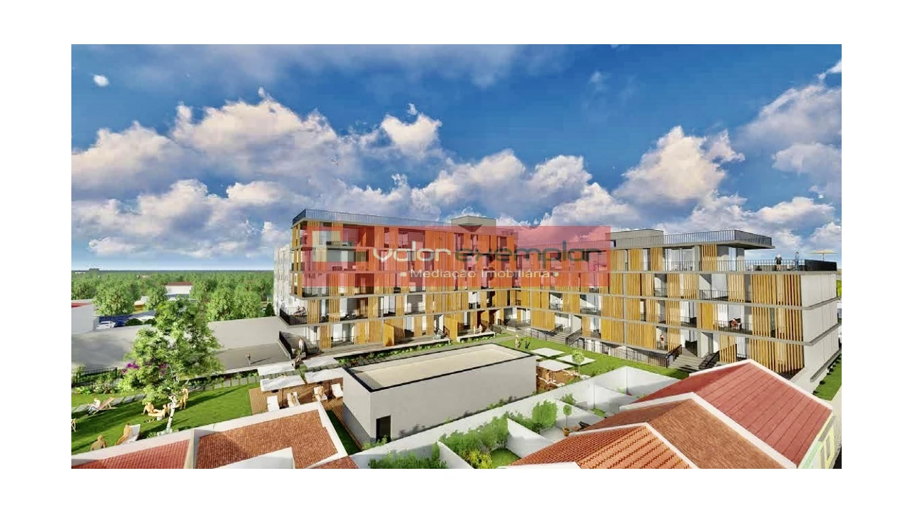 Apartamento T4 para Venda em Alcochete Foto 9