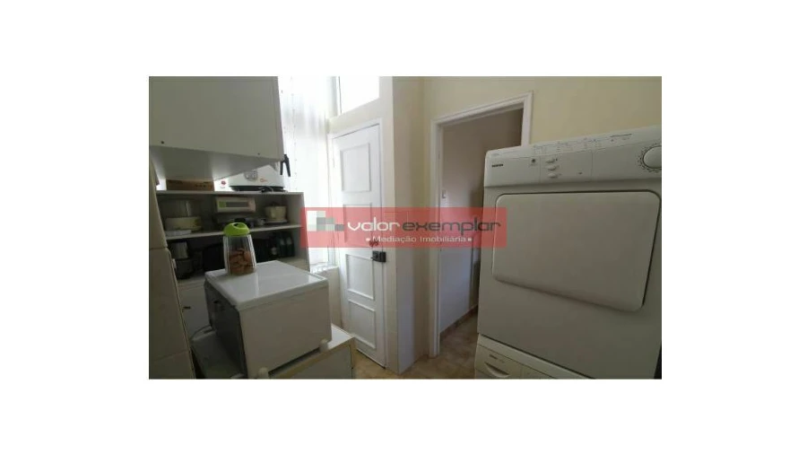 Moradia T7 para Venda em Moita Foto 4