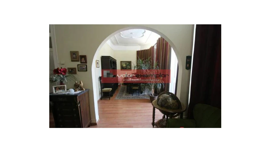 Moradia T7 para Venda em Moita Foto 6
