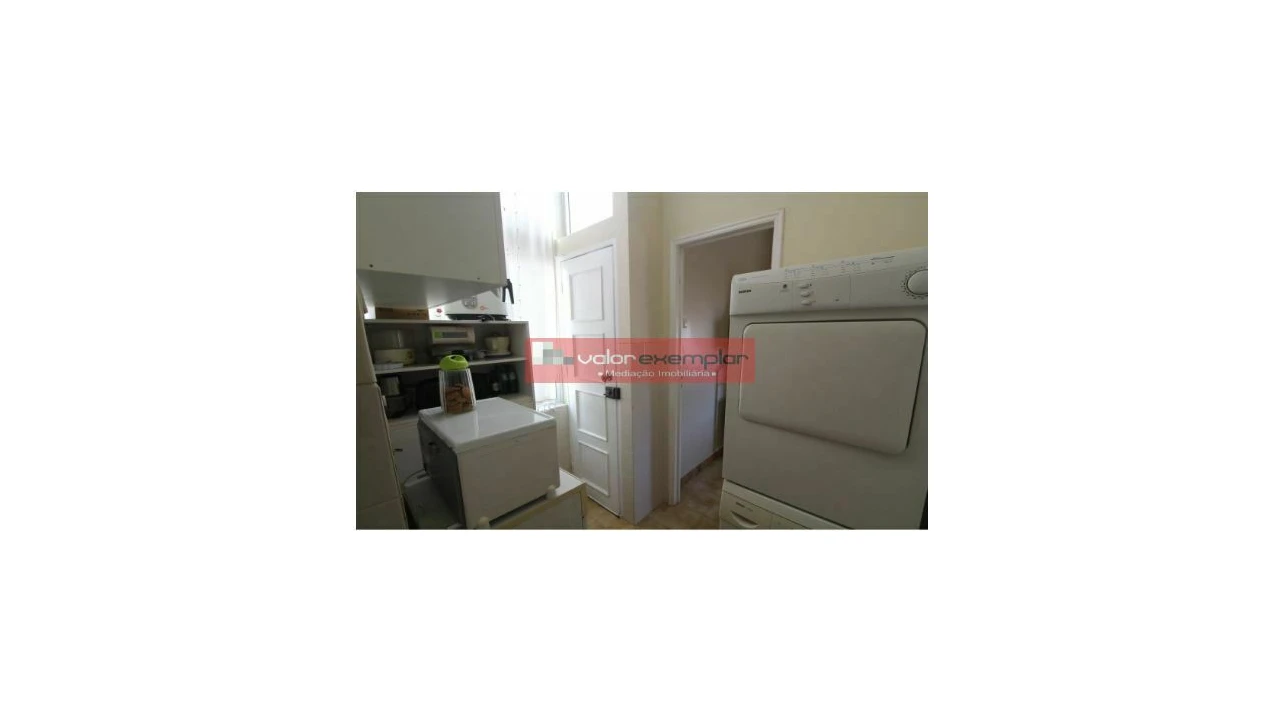 Moradia T7 para Venda em Moita Foto 4