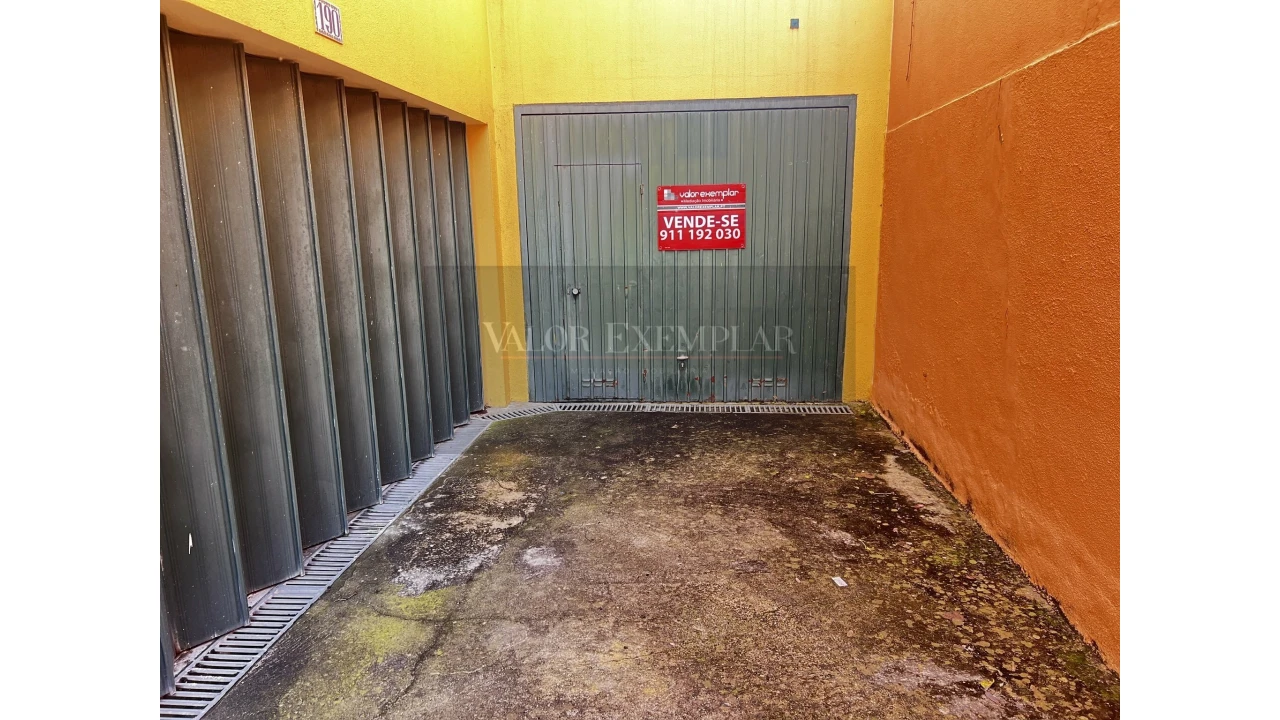 Garagem para Venda em Alcochete Foto 1