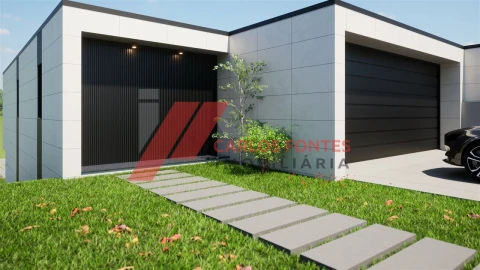 Moradia T3 para Venda em Esmeriz e Cabeçudos