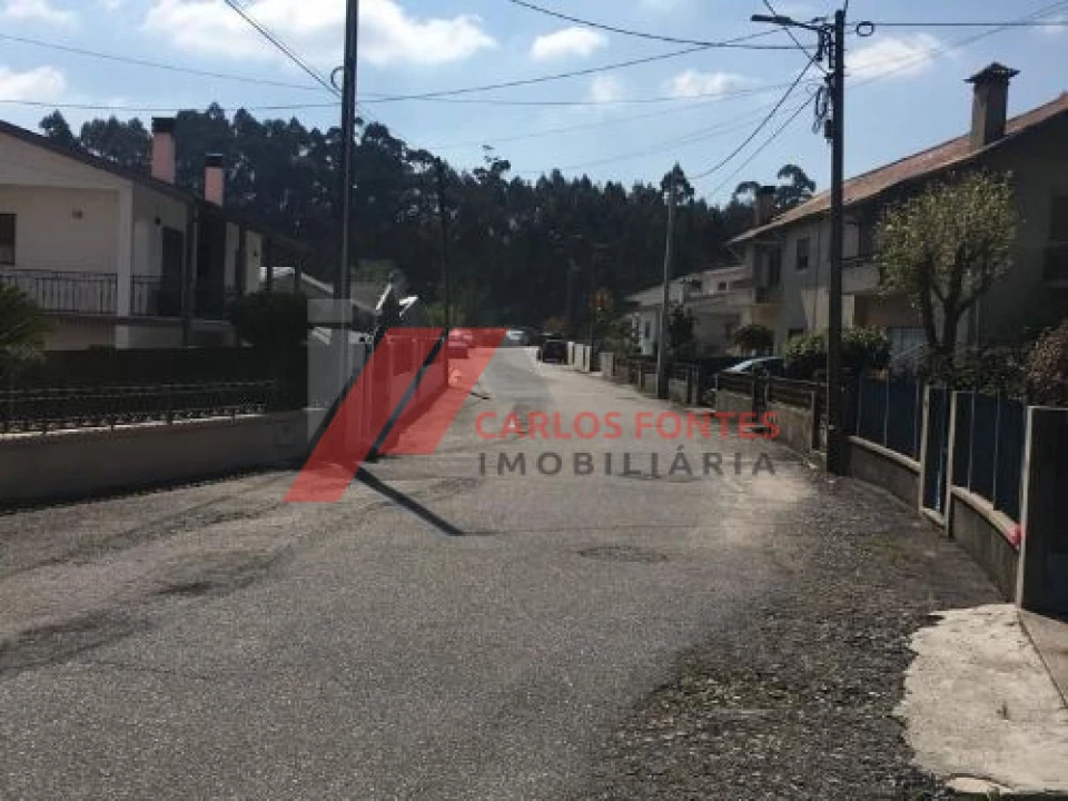 Terreno P/ Moradia para Venda em Penamaior Foto 1