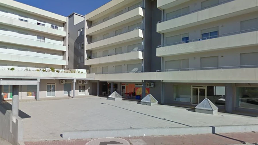 Armazém para Venda em Vila Nova de Famalicão e Calendário