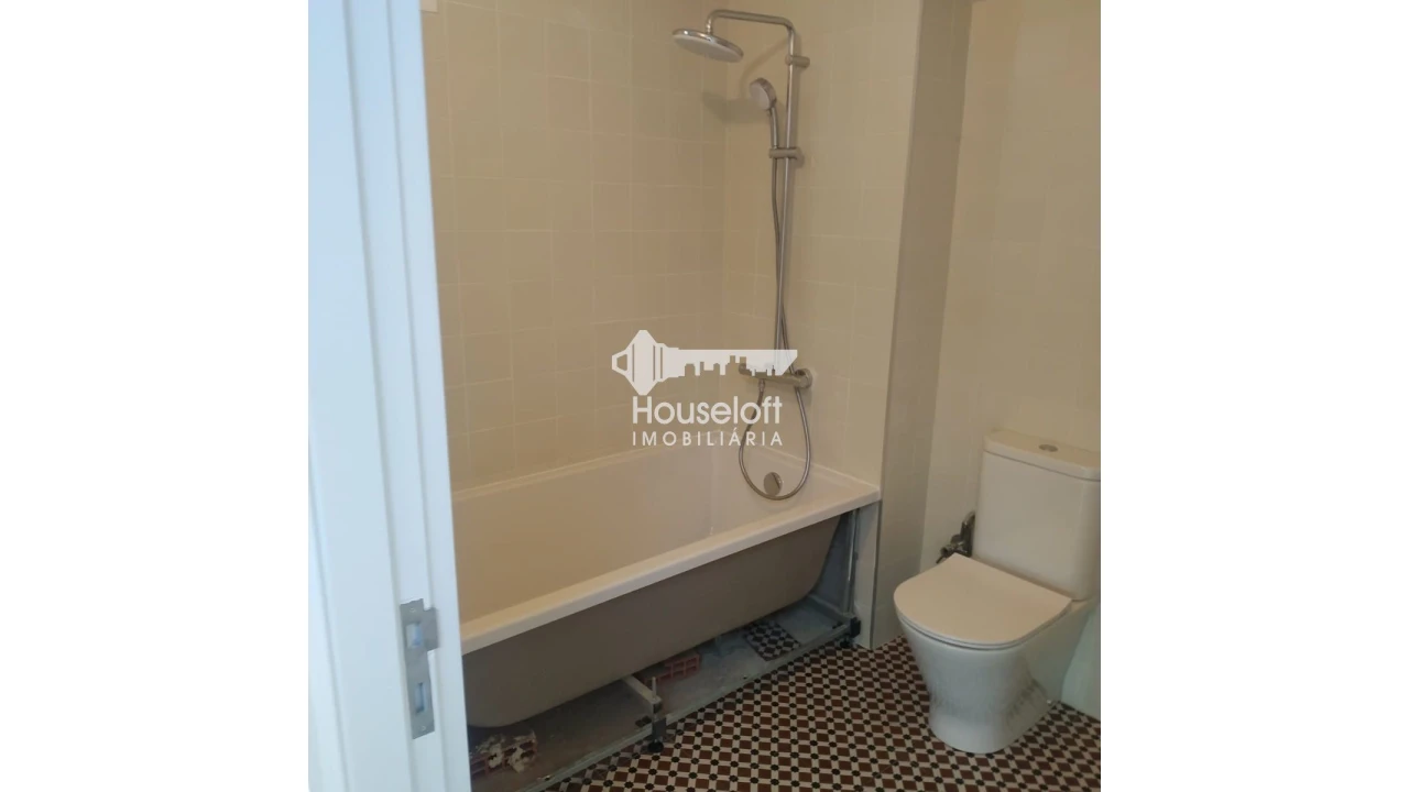 Moradia T2 para Venda em São Mamede de Infesta e Senhora da Hora Foto 1