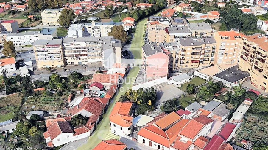 Terreno P/ Moradia para Venda em Canelas