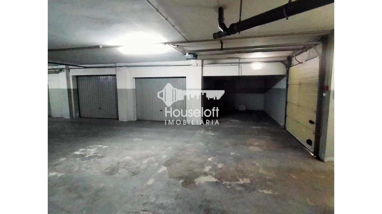 Apartamento T2 para Venda em Labruge Foto 1