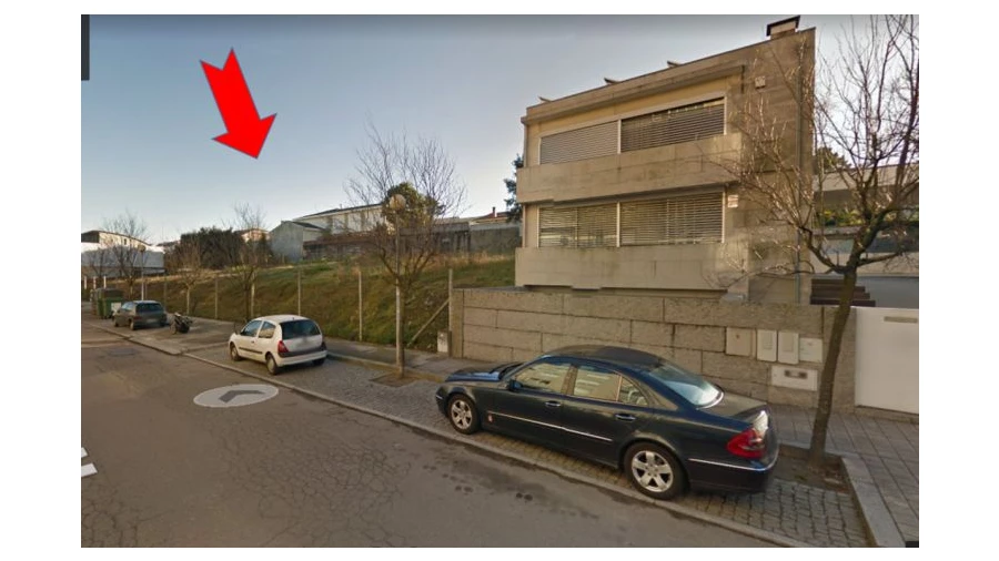 Terreno P/ Moradia para Venda em São Mamede de Infesta e Senhora da Hora Foto 1