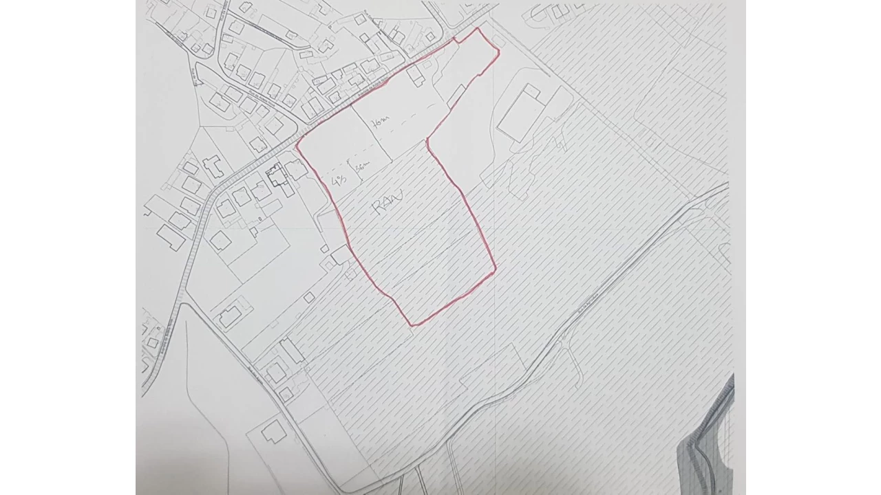 Terreno P/ Moradia para Venda em Cruz Foto 1