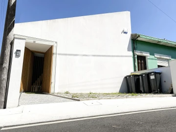 Moradia T2 para Venda em Aguas Santas