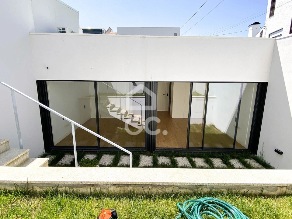 Moradia T2 para Venda em Aguas Santas Foto 9
