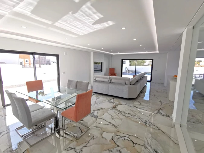 Moradia T3 para Venda em Moncarapacho e Fuseta Foto 17