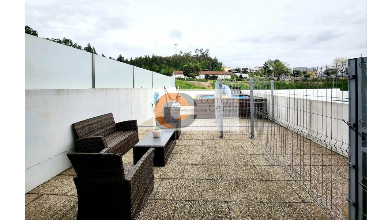 Moradia T3 para Venda em Ronfe Foto 7