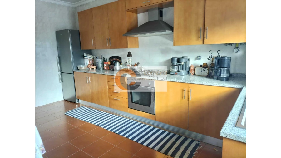 Moradia T3 para Venda em Serzedo e Calvos Foto 7