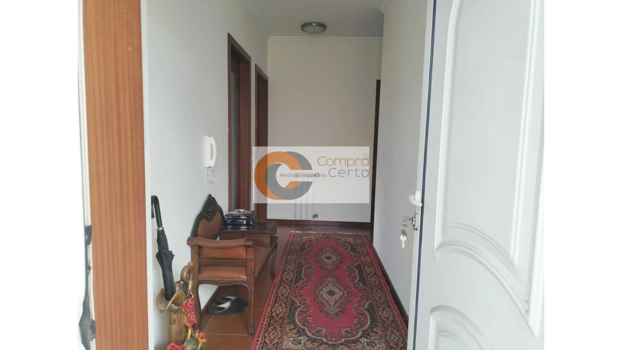 Moradia T3 para Venda em Serzedo e Calvos Foto 13