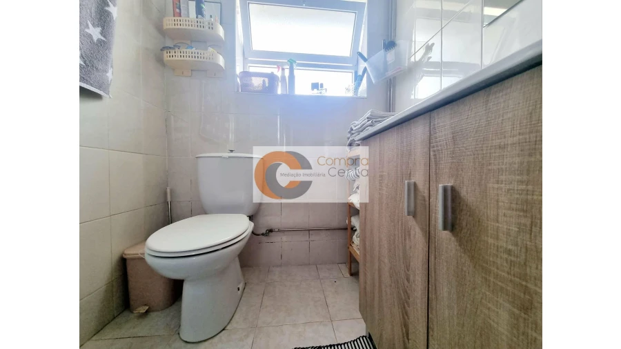 Moradia T2 para Venda em Urgezes Foto 5