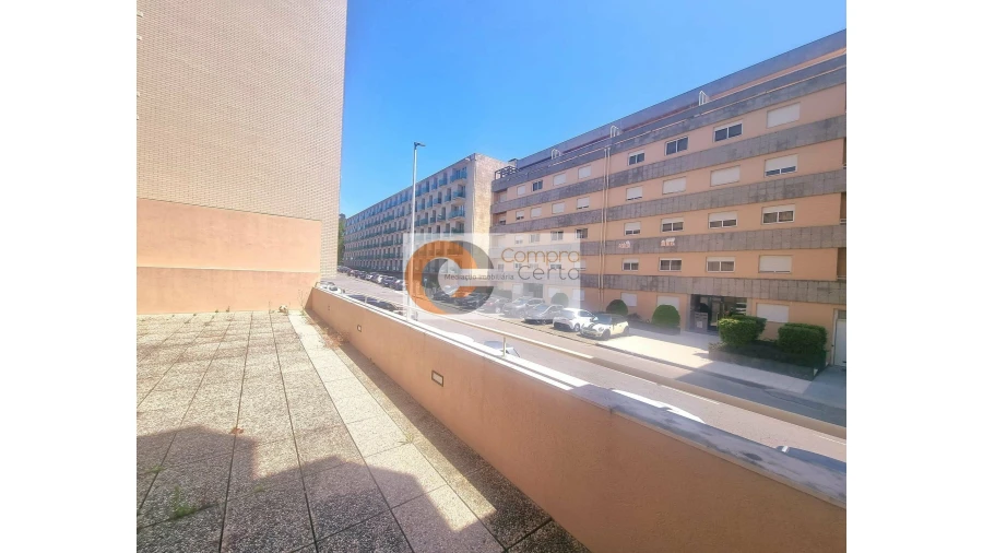 Apartamento T3 para Venda em Costa Foto 2