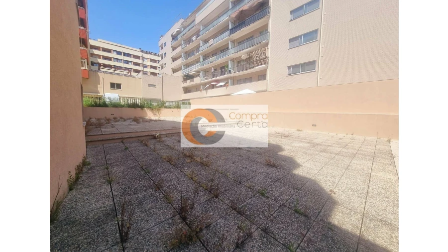 Apartamento T3 para Venda em Costa Foto 4