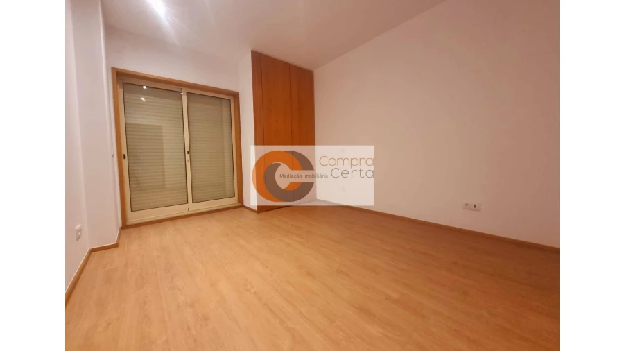 Apartamento T3 para Venda em Costa Foto 11