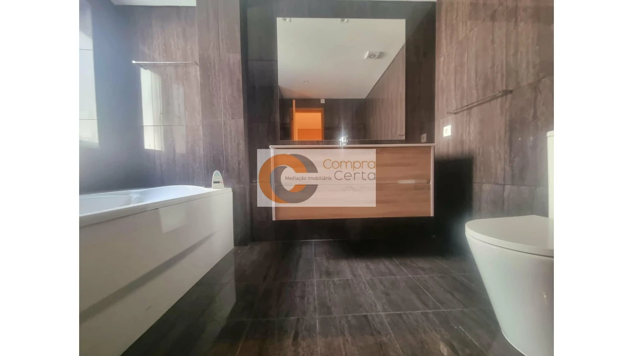 Apartamento T3 para Venda em Costa Foto 10