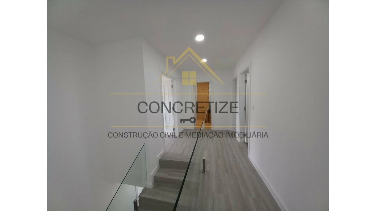 Apartamento T3 para Venda em Castanheira do Ribatejo e Cachoeiras Foto 5