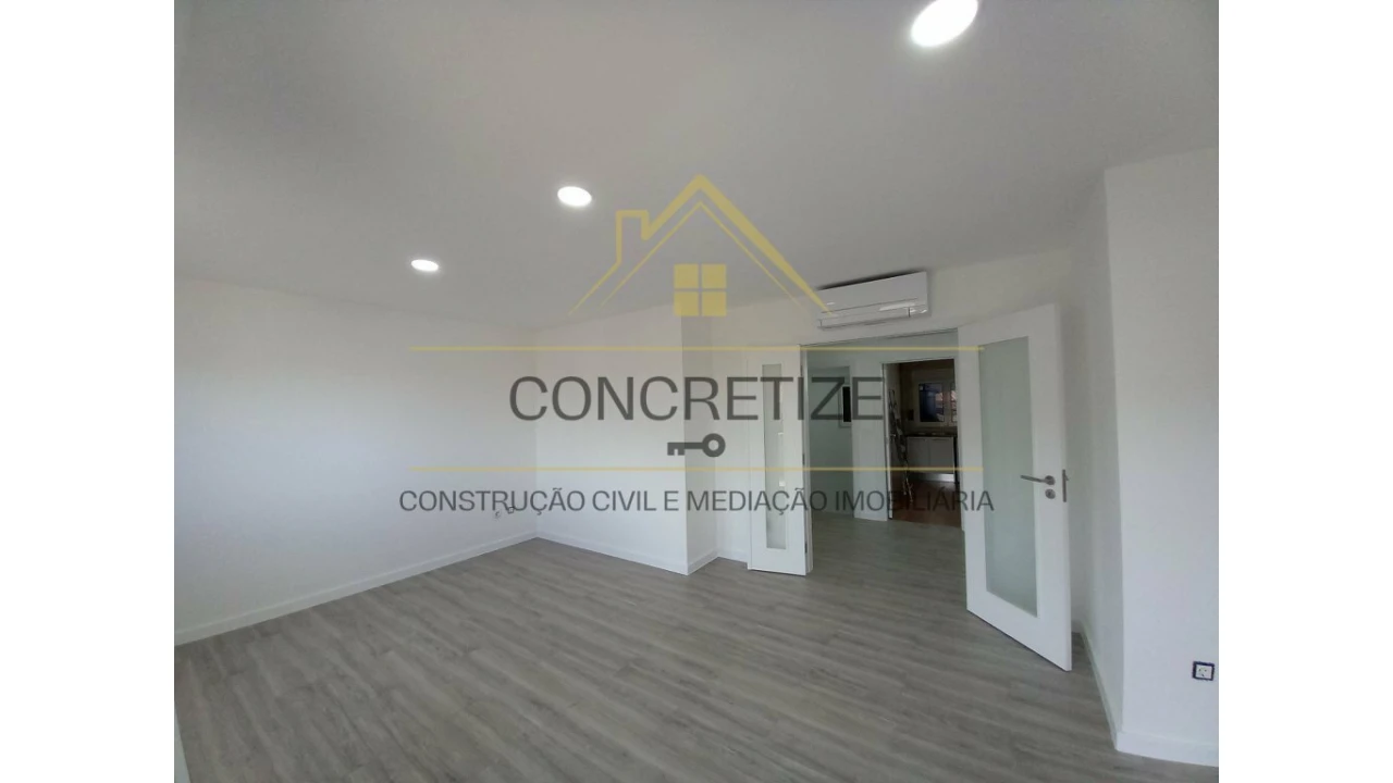 Apartamento T3 para Venda em Castanheira do Ribatejo e Cachoeiras Foto 15