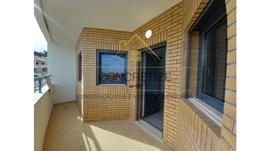 Apartamento T3 para Venda em Castanheira do Ribatejo e Cachoeiras Foto 14