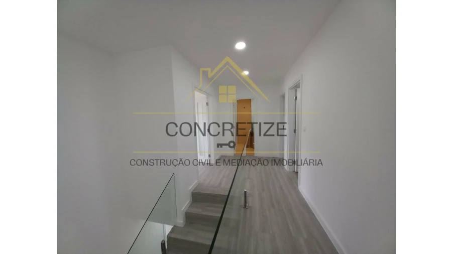 Apartamento T3 para Venda em Castanheira do Ribatejo e Cachoeiras Foto 5