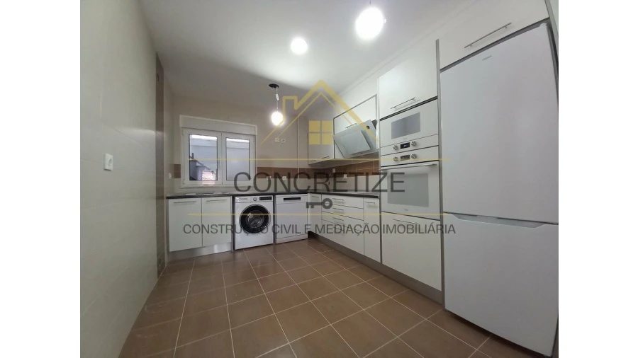 Apartamento T3 para Venda em Castanheira do Ribatejo e Cachoeiras Foto 17