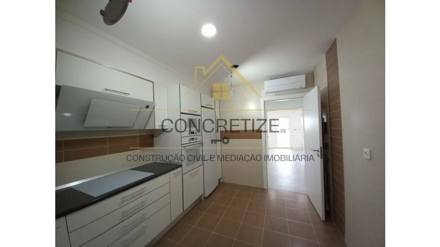 Apartamento T3 para Venda em Castanheira do Ribatejo e Cachoeiras Foto 20