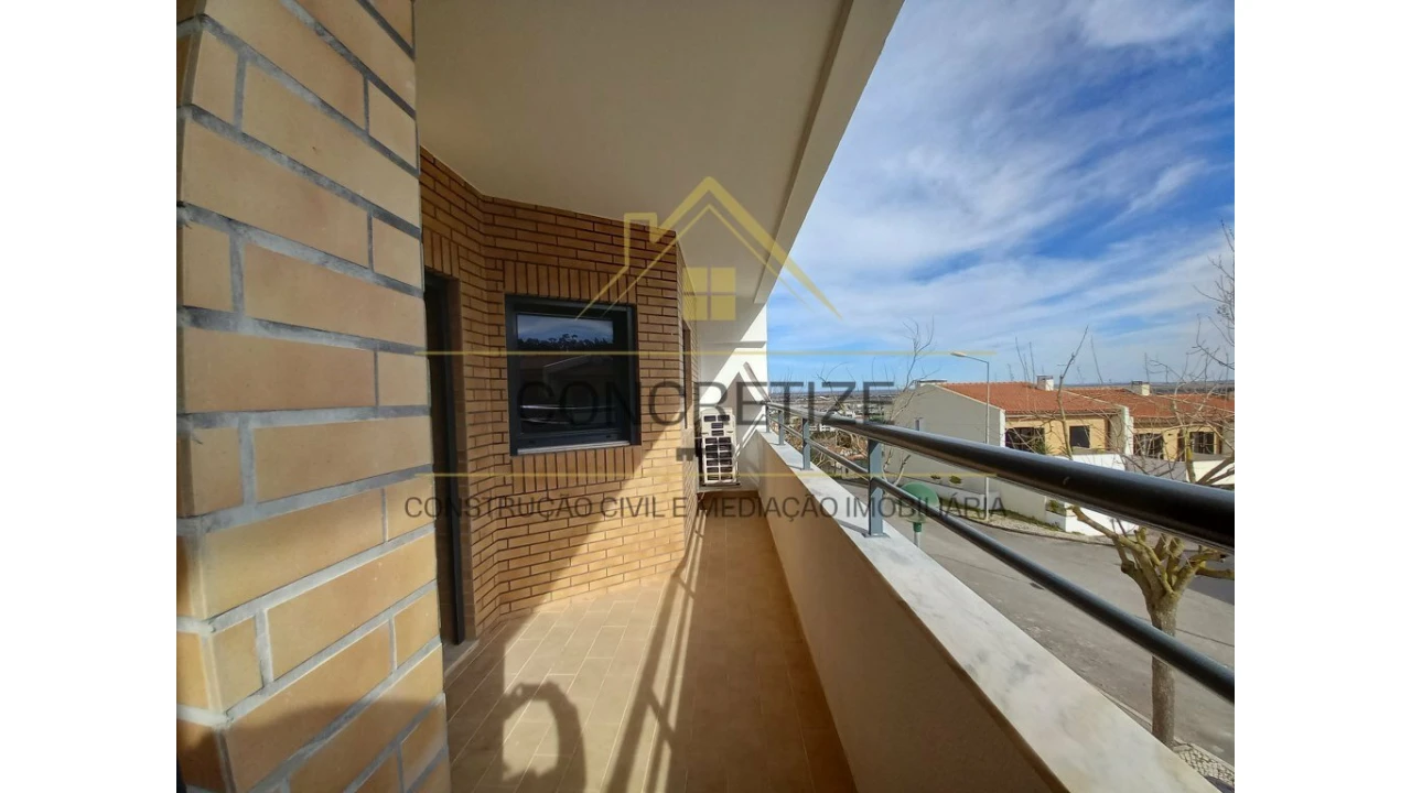 Apartamento T3 para Venda em Castanheira do Ribatejo e Cachoeiras Foto 13