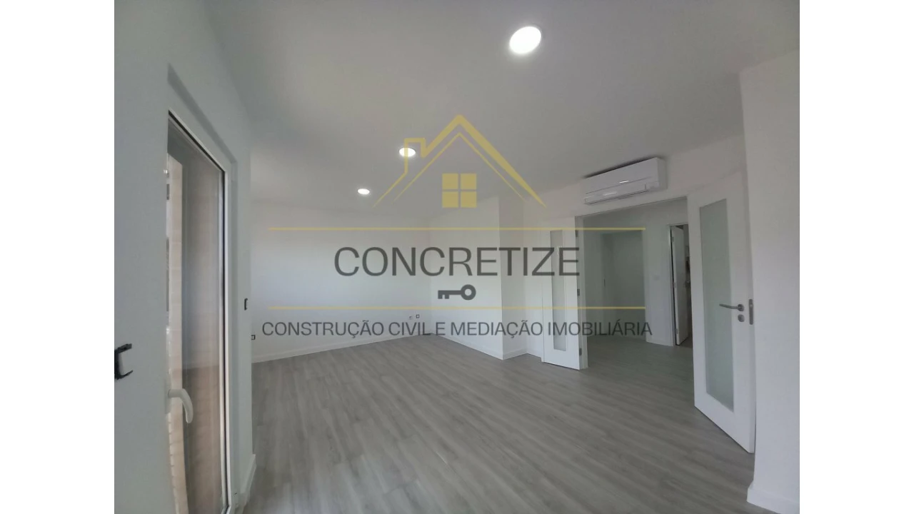 Apartamento T3 para Venda em Castanheira do Ribatejo e Cachoeiras Foto 11