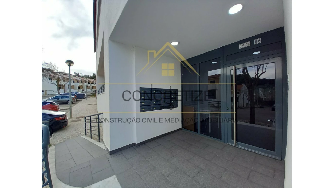 Apartamento T3 para Venda em Castanheira do Ribatejo e Cachoeiras Foto 2