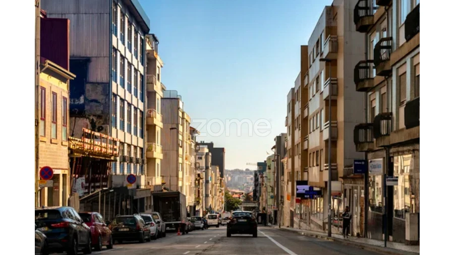 Apartamento T1 para Venda em Cedofeita, Santo Ildefonso, Sé, Miragaia, São Nicolau e Vitória Foto 16