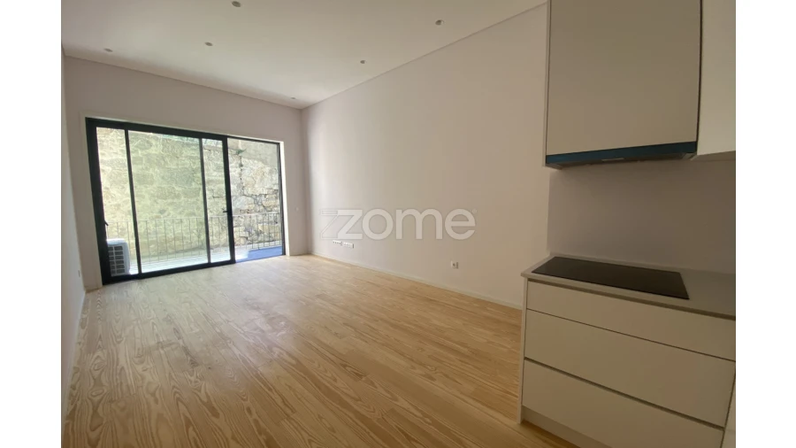 Apartamento T1 para Venda em Cedofeita, Santo Ildefonso, Sé, Miragaia, São Nicolau e Vitória Foto 4