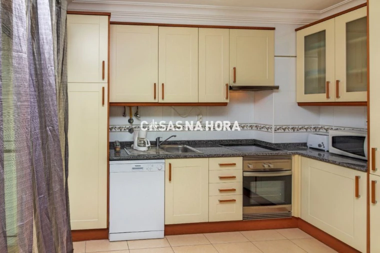 Apartamento T1 para Arrendamento férias em Portimão Foto 5